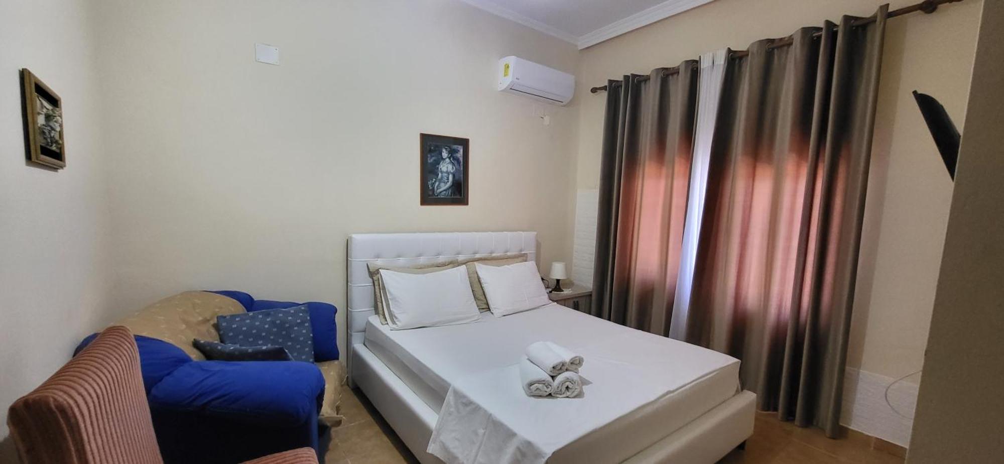 Jon Rooms Himare Esterno foto